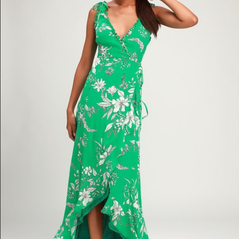 Lulu’s sun salutation green floral wrap dress